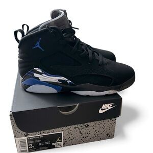 Nike Jordan MVP (PS) Boys Size 3